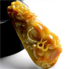 翡翠财龙手把件