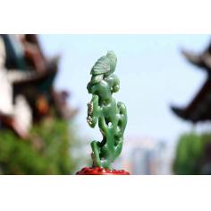 师上 和田玉鹦鹉太湖石俄罗斯碧玉白加绿老坑英明神武摆件镂空雕