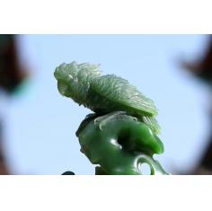师上 和田玉鹦鹉太湖石俄罗斯碧玉白加绿老坑英明神武摆件镂空雕