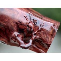 【海黄仿梅桩笔筒】  