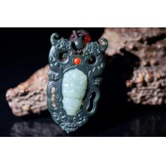 新出和田玉精品，兽面锁，玉质温润，细度一级，寓意守护