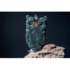 新出和田玉精品，兽面锁，玉质温润，细度一级，寓意守护