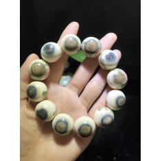 【品名】蓝眼手串 【尺寸】2.0 【编码】B-21911 【描述】新款蓝眼手串 带有彩绘图案 