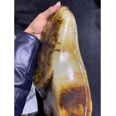 和田玉籽料大原石，长50x宽30x厚10厘米，10公斤