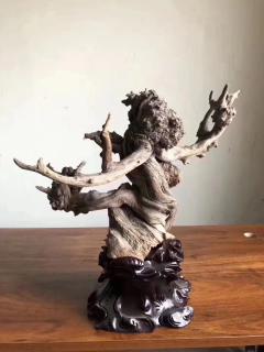 《太极》太行崖柏重器陈化瘤摆件，全身爆满爆密，陈化极好.