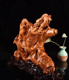 《祥龙献瑞》太行崖柏万年陈化料，一木难求，精工细作，造型独特，意境佳作，纹理细腻，360度菩萨云纹，S纹