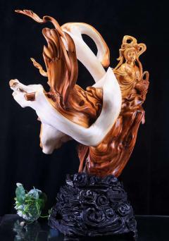 【飞天仕女】大气珍藏品！太行崖柏极品旋转美料，非常难得，精工镂空雕刻，全手工细工而成，极其难得！精工好料，值得珍藏！ 