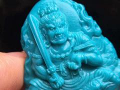 【极品•不动明王】臻选云盖寺高瓷蓝玉化料，石质细腻，无疤裂无俏色，北派精雕，线条流畅，不动明王宝相庄严，不怒而威。有视频！