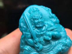 【极品•不动明王】臻选云盖寺高瓷蓝玉化料，石质细腻，无疤裂无俏色，北派精雕，线条流畅，不动明王宝相庄严，不怒而威。有视频！