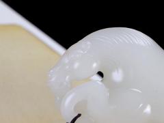 【羊脂玉.马到成功】收藏级！羊脂玉马手把件 玉质温润细腻 油性十足 精工雕琢 骏马神韵非凡，雕刻细致生动。