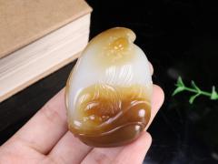 【竹韵】精品和田玉糖白玉竹笋 甲虫挂件 玉质温润细腻 油性十足 精工雕琢竹笋，竹品德高尚，生而有节，象征气节正直、不屈不俗。胸有成竹，步步高升。重96克 ，看火山视频。