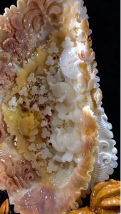 极品【年年有余】紫色摆件～色彩鲜艳干净!工艺精湛！温润如玉！收藏价值极高