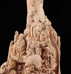 印尼沉香，福禄寿 香味浓郁，雕工精细，开脸慈祥和蔼可亲，整体设计热闹喜气，福禄老儿组构，全手工打造，收藏价值高！