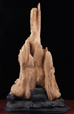 印尼沉香，福禄寿 香味浓郁，雕工精细，开脸慈祥和蔼可亲，整体设计热闹喜气，福禄老儿组构，全手工打造，收藏价值高！