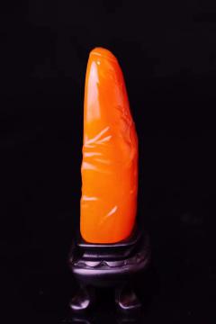 漂亮！顶级帝王石寿山田黄冻 黄金黄满丝寿山田黄冻 题材：观音自然章 净重29.4克 尺寸：2.6/1.3/4.8厘米 带证书