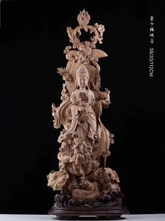 《童子拜观音》 【规格】高112*宽38*厚20【简述】采用天然印尼沉香，花香浓郁，雕工精湛，观音面相慈祥端庄，衣质流畅，人物栩栩如生，童子活泼可爱，送礼自留都合适，【寓意】祈求平安，普度众生，虔诚，感恩，子孙昌盛[合十]  13