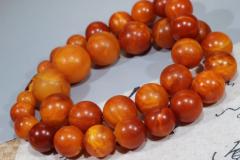 12-22mm精品红皮老花蜡塔链 性价比超级给力，珠子超级润 蜡质满，橘皮风化纹理 克重：104.5，价格22000