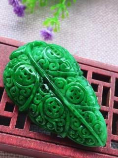 辣绿仿古雕花事业有成，完美，尺寸52/31.3/9.6，1899