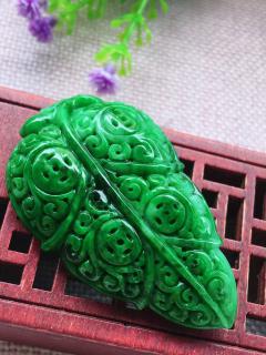 辣绿仿古雕花事业有成，完美，尺寸52/31.3/9.6，1899