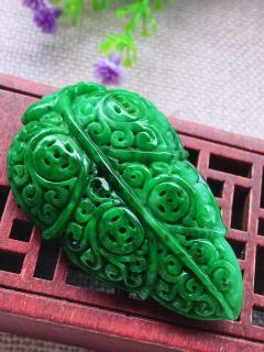 辣绿仿古雕花事业有成，完美，尺寸52/31.3/9.6，1899