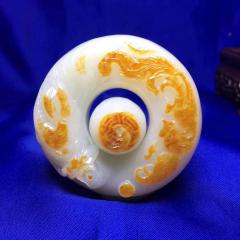 顶级老料子红油皮俏色巧雕手镯套装，圈口59价格8000