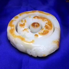 顶级老料子红油皮俏色巧雕手镯套装，圈口59价格8000