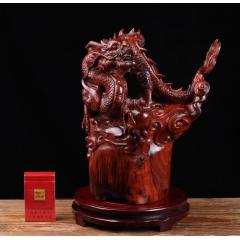  印度小叶紫檀【龙行天下】摆件，精品好货清刀，泥料，鳞底金星，整料全镂空设计 雕刻精湛 龙是中华民族的象征 “龙 ”承载了华夏文明自强不息的奋斗精神，独具特色 造形很美 收藏级别 送礼首选。不含底座尺寸31-21-20，净重8斤。