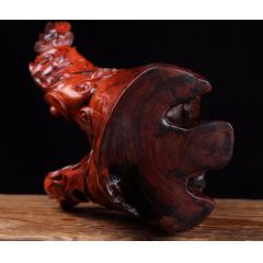  印度小叶紫檀【龙行天下】摆件，精品好货清刀，泥料，鳞底金星，整料全镂空设计 雕刻精湛 龙是中华民族的象征 “龙 ”承载了华夏文明自强不息的奋斗精神，独具特色 造形很美 收藏级别 送礼首选。不含底座尺寸31-21-20，净重8斤。